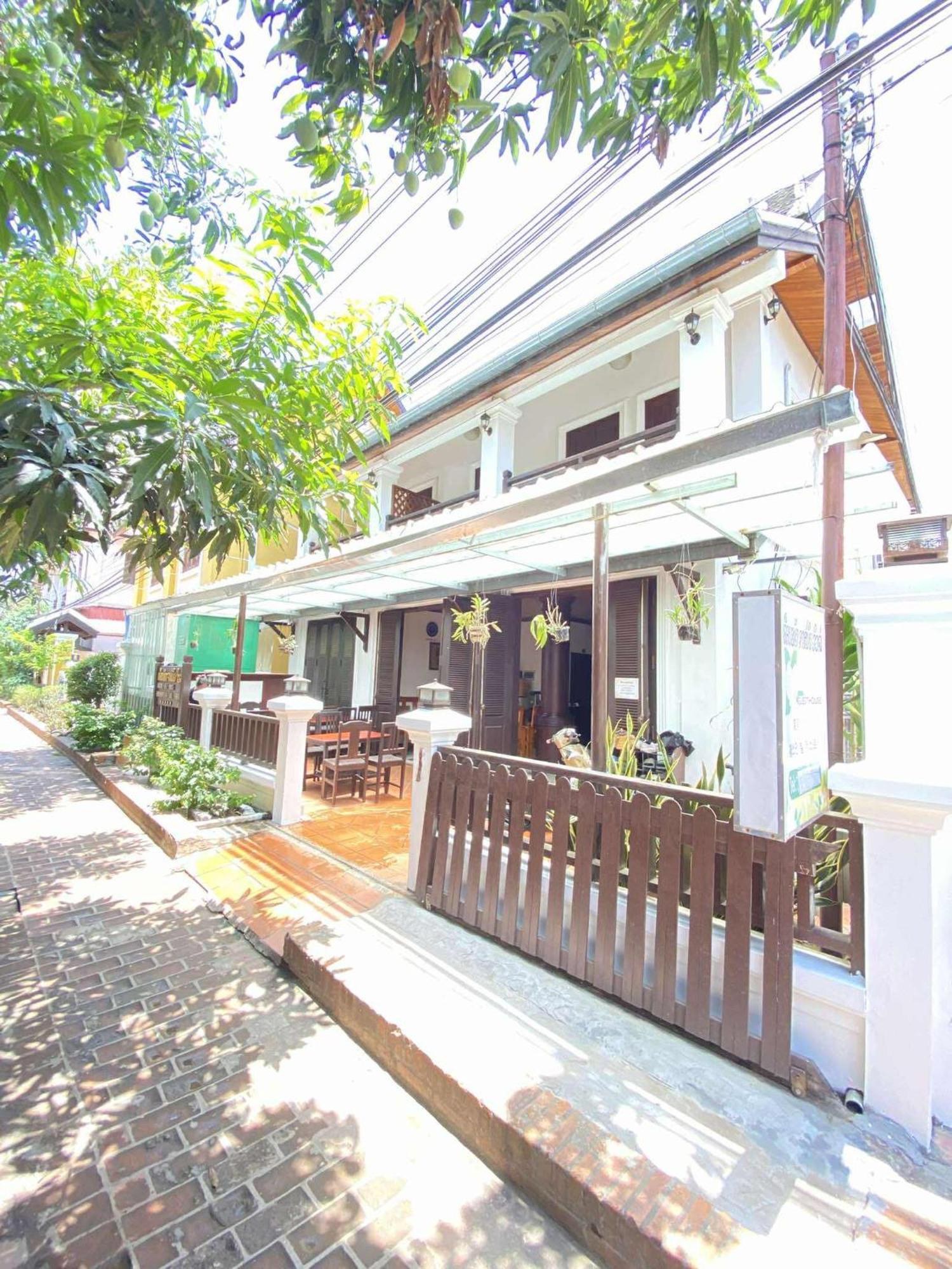 Jasmine Place House Luang Prabang Exterior foto
